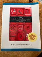 Introduction to Mass Communication - Baran 7th Edition, Ophalen of Verzenden, Gamma, Gelezen, HBO