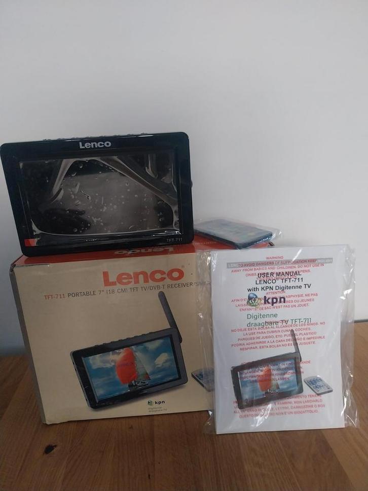 Lenco TFT-711 draagbare tv kpn digitenne, Audio, Tv en Foto, Fotografie | Digitale fotolijsten, Nieuw, Afstandsbediening, Ophalen of Verzenden
