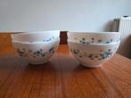 Set van 4 vintage Arcopal kommen Veronica/Myosotis, Huis en Inrichting, Keuken | Servies, Keramiek, Ophalen of Verzenden, Zo goed als nieuw
