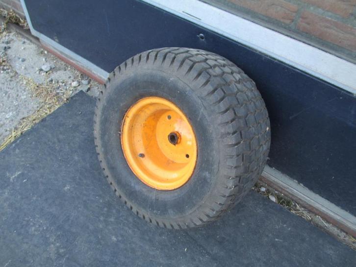 Achterwiel Partner Rally AYP Husqvarna Wizard Einhell, Tuin en Terras, Grasmaaiers, Gebruikt, Ophalen of Verzenden