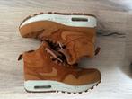 NIKE WMNS AIR MAX 1 MID SNKRBT "TAWNY" (maat 38.5), Nike, Ophalen of Verzenden, Bruin, Zo goed als nieuw