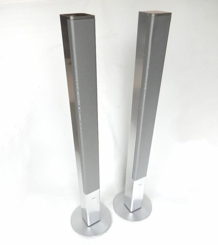 Loewe Individual sound L1 aluminium klasse zuilspeakers, Audio, Tv en Foto, Luidsprekers, Gebruikt, Front, Rear of Stereo speakers