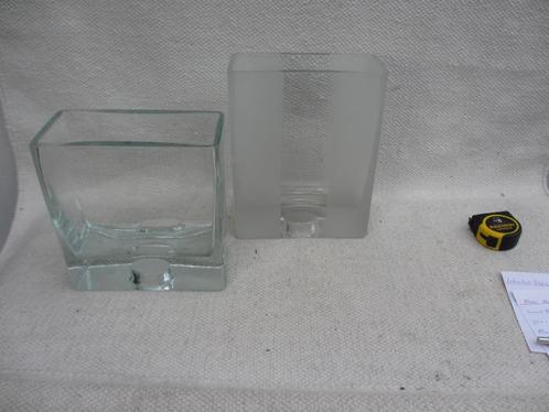 Twee Italiaans design glazen blok vazen jaren 80, Huis en Inrichting, Woonaccessoires | Vazen, Gebruikt, Minder dan 50 cm, Glas