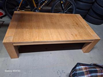 Nog mooie Qualiteit tafel van massief hout beschikbaar voor biedingen