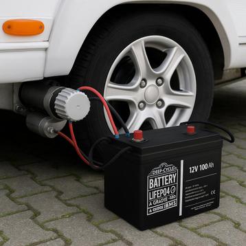 Lifepo4 accu’s 12 Volt 100Ah nog NIEUW IN DOOS met LADER  beschikbaar voor biedingen