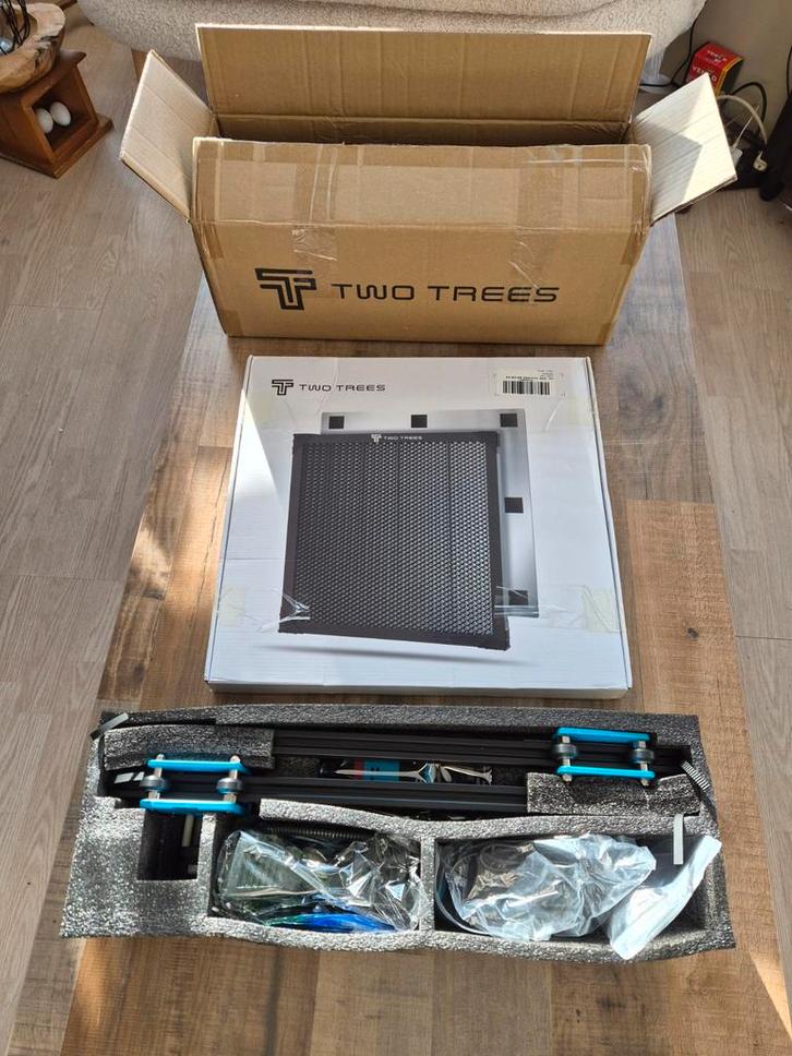 Nieuwe Gutec 40W Laser Graveermachine 300x300mm, Hobby en Vrije tijd, Knutselen, Nieuw, Ophalen of Verzenden