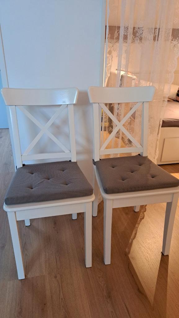 Witte houten stoelen (2 stuks) Ikea, Huis en Inrichting, Stoelen, Twee, Wit, Ophalen