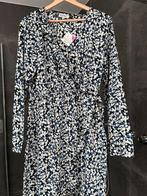 Bloemen jurk, Kleding | Dames, Jurken, Nieuw, Blauw, Ophalen of Verzenden, Maat 46/48 (XL) of groter