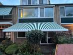Groen-wit zonnescherm / luifel, 150 tot 300 cm, Ophalen, Gebruikt, 450 cm of meer