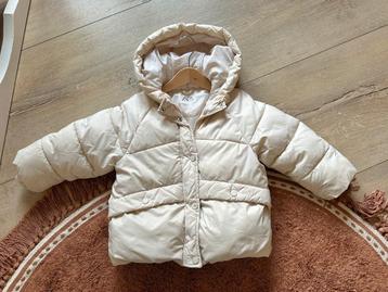 Winterjas jas capuchon ZARA mt 92 98 uitstekende staat beschikbaar voor biedingen