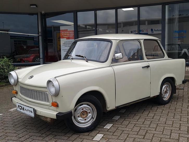 Trabant 601, Auto's, Overige Auto's, Bedrijf, Te koop, Benzine, Sedan, Handgeschakeld, Beige, Zwart, Stof, Gebruikt