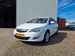 Opel Astra 1.4 74KW ST 2011 Wit apk 1-02-2026, Voorwielaandrijving, 65 €/maand, 101 pk, 4 cilinders