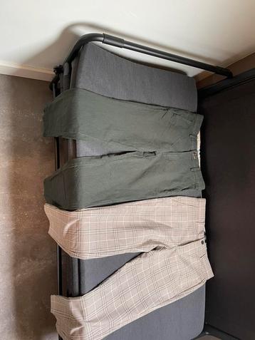 2 nette broeken van Jack&Jones en Bershka (slimfit model!) beschikbaar voor biedingen