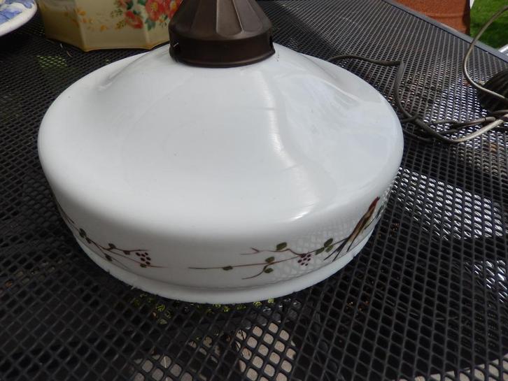 antiek hanglamp wit glas vogeltjes handgeverfd koper ketting, Huis en Inrichting, Lampen | Hanglampen, Gebruikt, 75 cm of meer