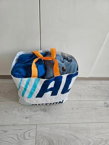 Tas dameskleding Kledingpakket XS/S - Amper Gedragen! beschikbaar voor biedingen