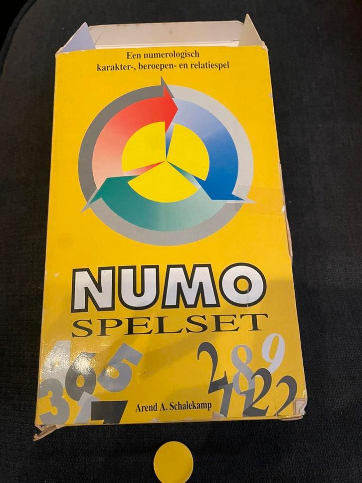 Schalekamp - Numo-spelset, Boeken, Esoterie en Spiritualiteit, Zo goed als nieuw, Overige typen, Astrologie, Ophalen of Verzenden