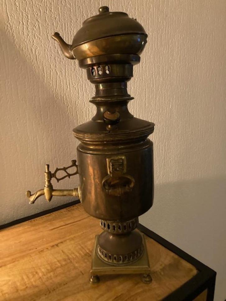 Russische Samovar met theepot (messing) - vintage decoratief, Antiek en Kunst, Antiek | Koper en Brons, Ophalen of Verzenden