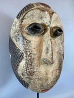 230835 Mooi Afrikaans Duala masker uit Cameroon., Antiek en Kunst, Ophalen of Verzenden