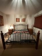 Tweepersoonsbed 180x200 + 2 nachtkastjes - Complete set!, Huis en Inrichting, Slaapkamer | Bedden, Ophalen, Bruin, Tweepersoons