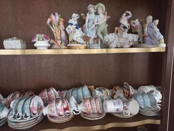 Royal Albert  beschikbaar voor biedingen