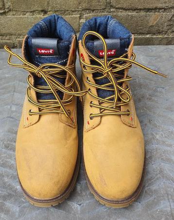 Levi's Gele Schoenen Maat 38 - Goed - Mosterdgeel beschikbaar voor biedingen