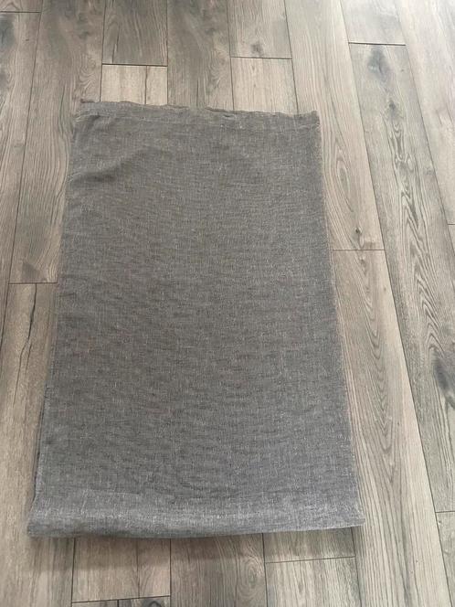 1 Nieuwe kant-en klaar grijze Vitrage /hoog 220 cm-breed 140, Huis en Inrichting, Stoffering | Gordijnen en Lamellen, Nieuw, 200 cm of meer