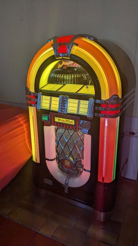 Wurlitzer 1015 OMT Vinyl Single Juke Box Gezocht, Verzamelen, Automaten | Jukeboxen, Gebruikt, Wurlitzer, 1970 tot heden, Met singles