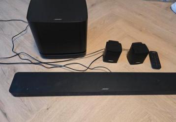 Bose Smart Soundbar 300 + Bass Module 500 - Complete Set beschikbaar voor biedingen
