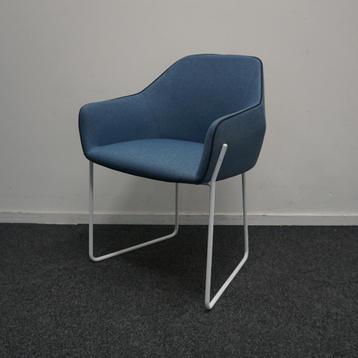 Sancal Nido Design Stoelen | Blauw / Wit | Vergaderstoelen beschikbaar voor biedingen