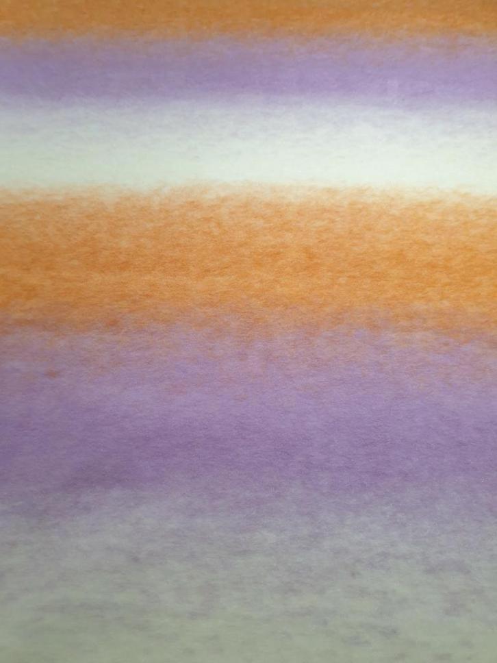 Wol oplopend lila orange, Hobby en Vrije tijd, Stoffen en Lappen, Nieuw, Wol, 120 cm of meer, 200 cm of meer, Ophalen of Verzenden
