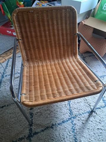 Vintage Rieten Stoel met Chrome Frame beschikbaar voor biedingen