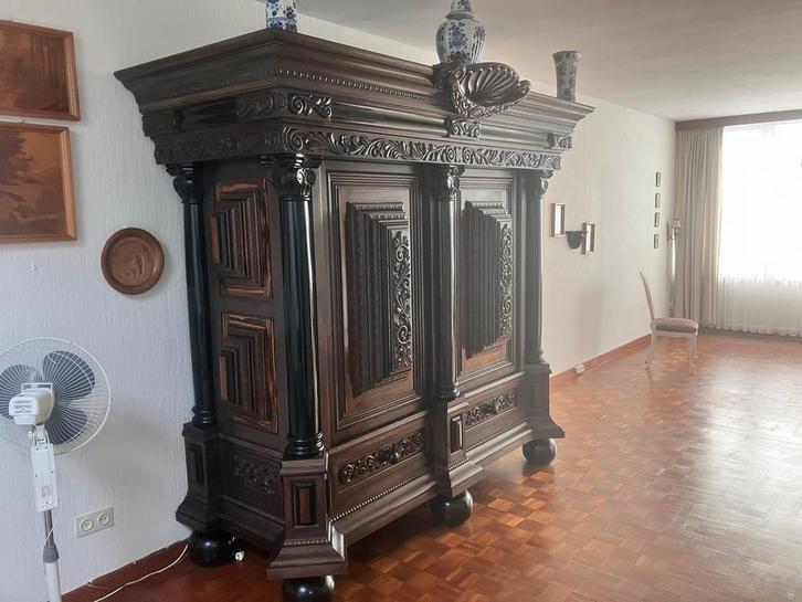 Eikenhouten kast, meester meubelmaker, 1970, Antiek en Kunst, Antiek | Meubels | Kasten, Ophalen