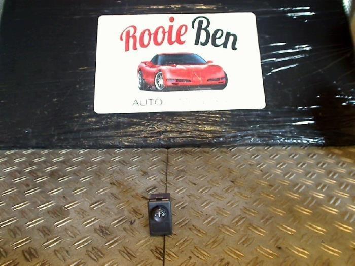 Spiegel Schakelaar van een Nissan Almera, Auto-onderdelen, Dashboard en Schakelaars, Nissan, Gebruikt, 3 maanden garantie, Ophalen of Verzenden