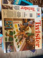 Twister bordspel van MB, Hobby en Vrije tijd, Gezelschapsspellen | Bordspellen, Drie of vier spelers, Ophalen of Verzenden, Gebruikt