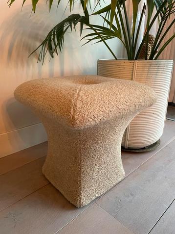 Vintage Stokking Mushroom poef 70’s beschikbaar voor biedingen