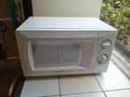 compacte magnetron daewoo, Ophalen of Verzenden, Zo goed als nieuw, Vrijstaand, 45 tot 60 cm