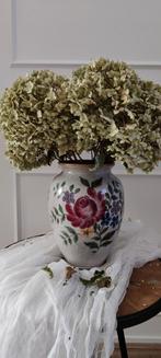 Prachtige vintage Gouda plateel vaas handgeschilderd., Ophalen