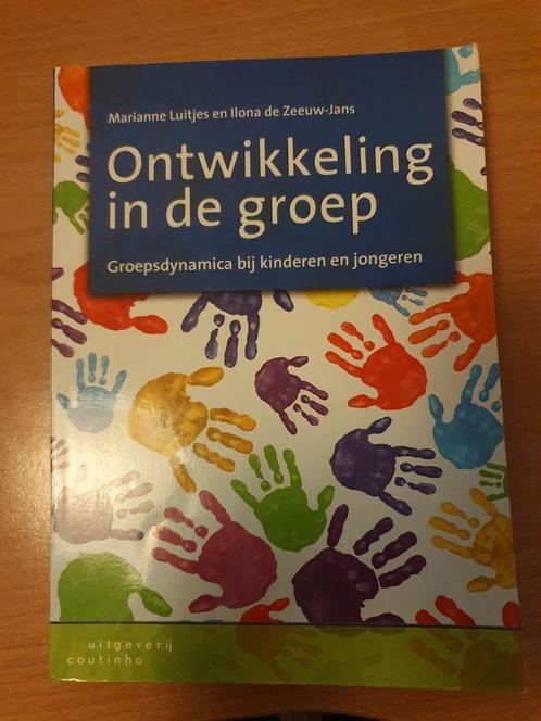 Marianne Luitjes - Ontwikkeling in de groep, Boeken, Wetenschap, Zo goed als nieuw, Sociale wetenschap, Ophalen of Verzenden