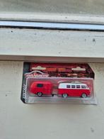 Majorette Volkswagen T1 Transporter met Eriba Puck caravan, Hobby en Vrije tijd, Modelauto's | Overige schalen, Ophalen of Verzenden