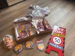 Sarah Feestartikelen Pakket - Compleet!, Hobby en Vrije tijd, Feestartikelen, Ophalen of Verzenden, Zo goed als nieuw, Feestartikel