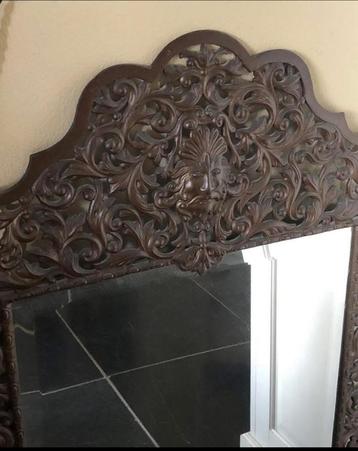 PRACHTIGE SPIEGEL beschikbaar voor biedingen