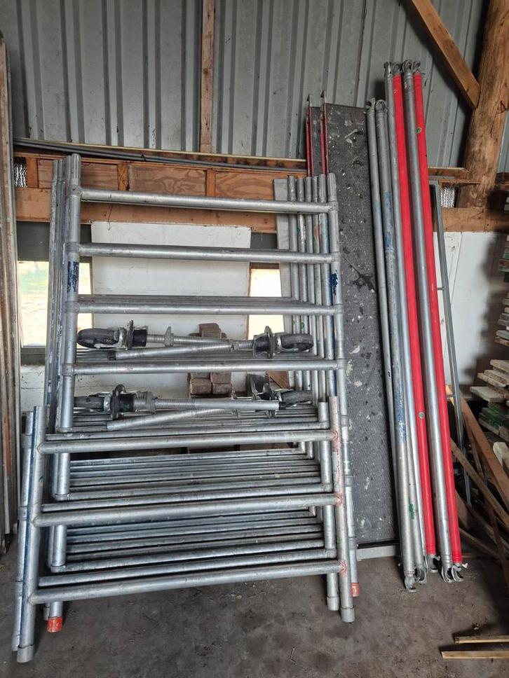 Altrex rolsteiger 8,2m werkhoogte 2xfiberdeck, Doe-het-zelf en Verbouw, Steigers, Gebruikt, Rolsteiger of Kamersteiger, 5 meter of hoger