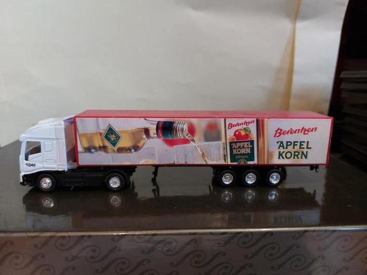 MTHO - vrachtwagen met oplegger "Apfelkorn" (11948), Hobby en Vrije tijd, Modeltreinen | H0, Gebruikt, Overige typen, Gelijkstroom