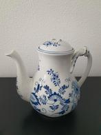 Zwiebelmuster Theepot 18 cm hoog, Antiek en Kunst, Antiek | Servies los, Ophalen of Verzenden