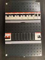 ABB groepenkast met kookgroep +aardlekschakelaar 5 groepen, Doe-het-zelf en Verbouw, Elektra en Kabels, Ophalen of Verzenden, Zo goed als nieuw