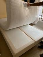 Bed 140x200 incl. topper / zijkant bed alcantara stof, Zo goed als nieuw, Twijfelaar, Bedbodem, 200 cm