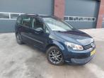 Volkswagen Touran 1.6 TDI Trendline BlueMotion7pers Airco/Na, Auto's, Volkswagen, Euro 5, Gebruikt, Zwart, 4 cilinders