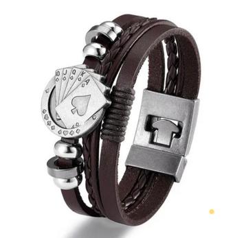 Leren armbanden.  beschikbaar voor biedingen