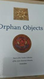 Orphan Objects  of the Textiles Collection Joods Hist.museum, Gelezen, Jodendom, Daniel M. Swetschinsk, Verzenden