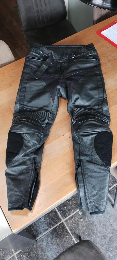 Triumph leren motorbroek, Motoren, Kleding | Motorkleding, Broek | leer, Nieuw met kaartje, Ophalen of Verzenden